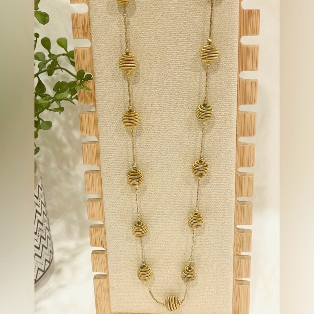 Trifari Vintage Goldtone Spherical Globe Beaded Necklace | Retro | GUC